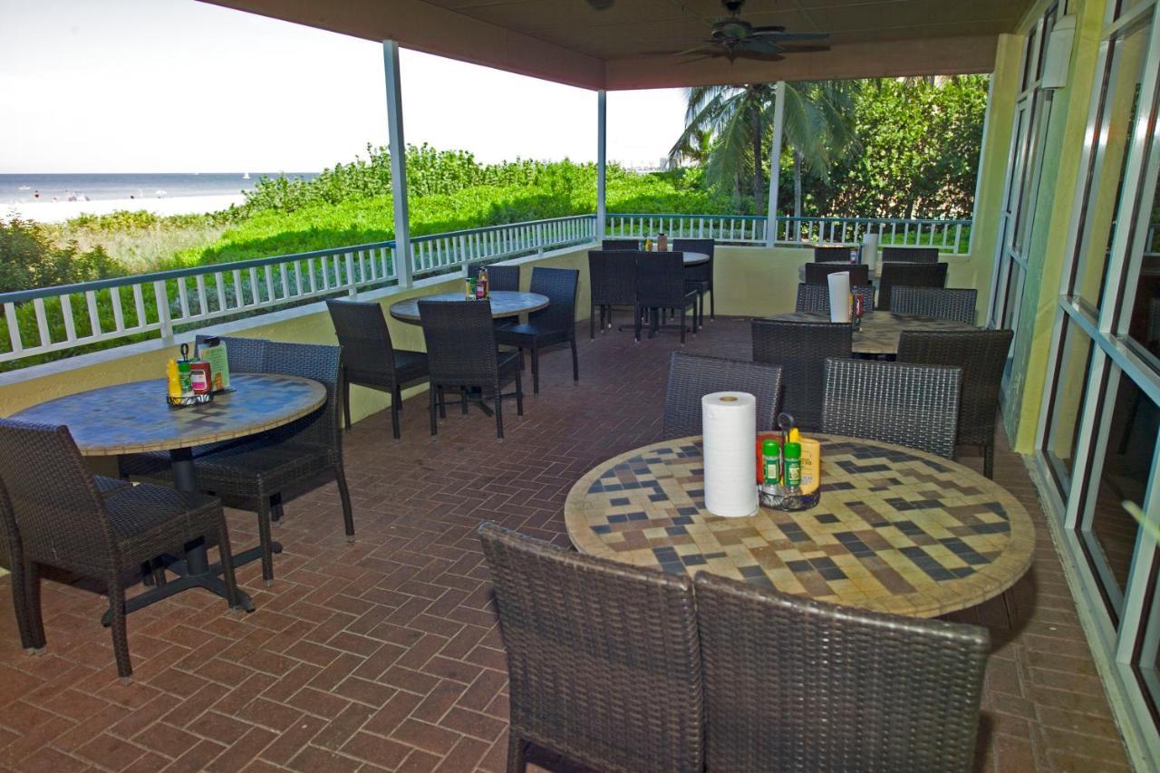 Beachfront At The Apollo Where The Famous Sunsets Never Get Old! Pulau Marco Luaran gambar